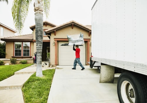 How Much Do Professional Movers Charge Per Hour?